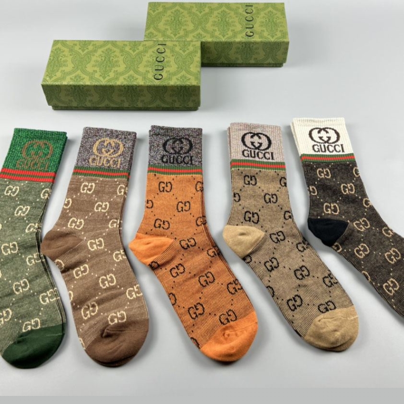G*u*i socks